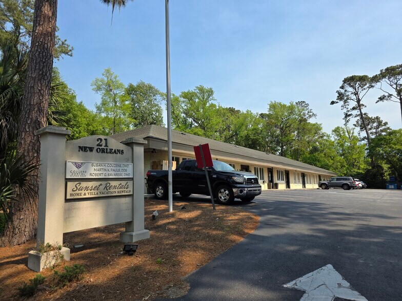 Primary Photo Of 21 New Orleans Rd, Hilton Head Island Office For Sale