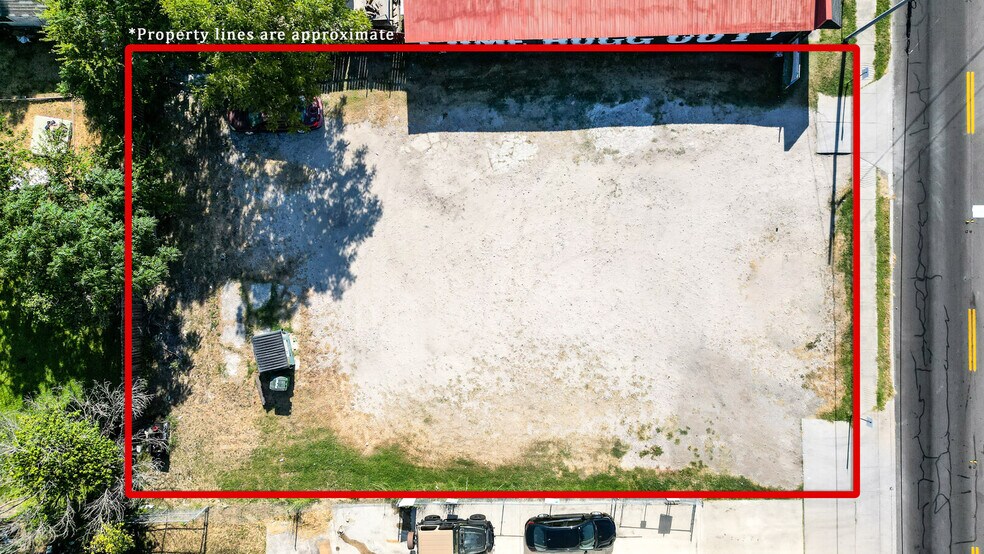 More Photos Of 2931 E Houston St, San Antonio Land For Sale
