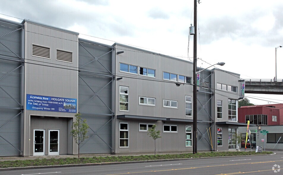 More Photos Of 1770 Airport Way S, Seattle Showroom For Sale