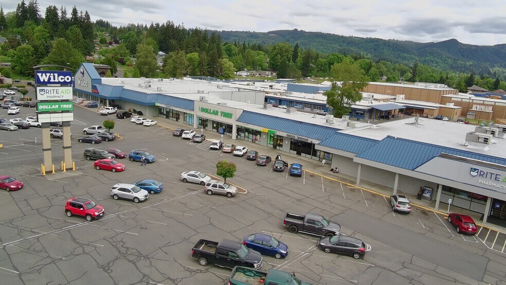 More Photos Of 110-300 Kelso Dr, Kelso Unknown For Lease