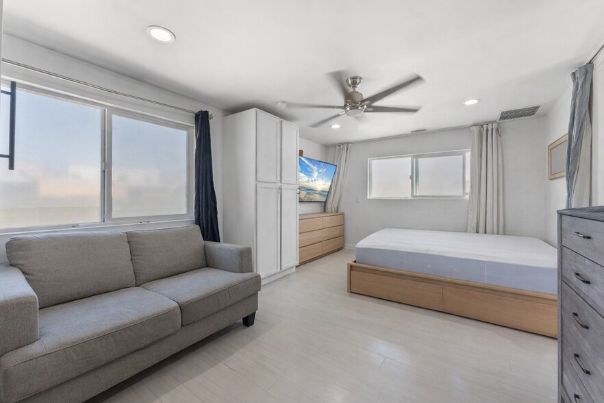 More Photos Of 829 11th St, Imperial Beach Apartments For Sale