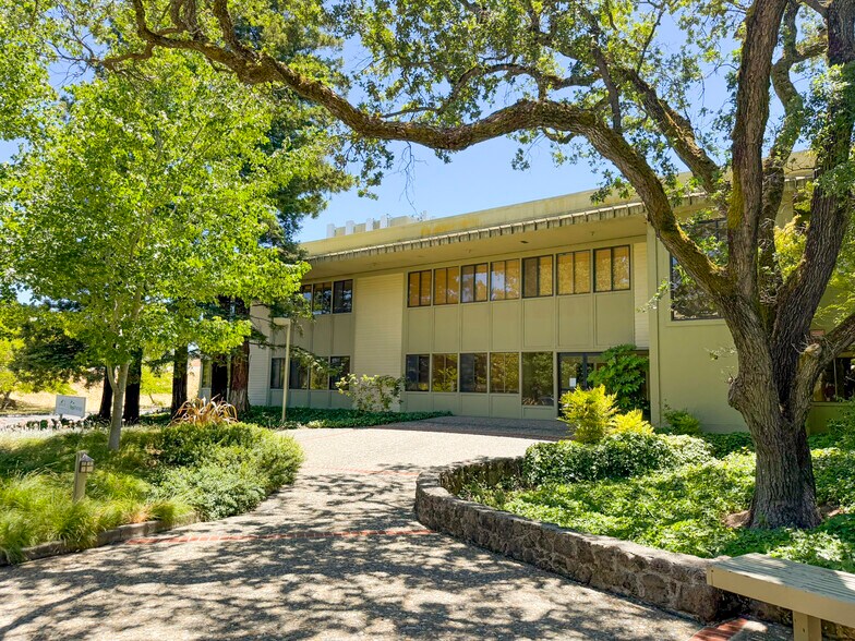 More Photos Of 7655 Redwood Blvd, Novato Office For Lease