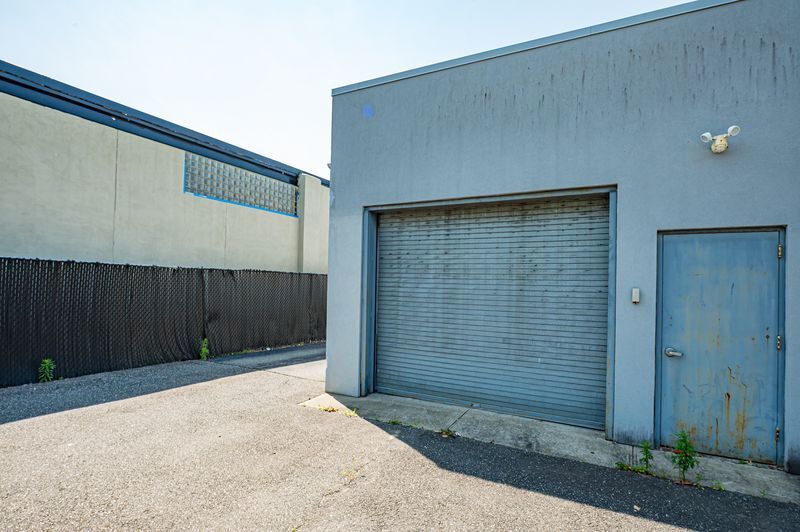 More Photos Of 71 Gazza Blvd, Farmingdale Office For Lease