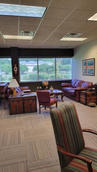 More Photos Of 270 Crossway Rd, Tallahassee Warehouse For Sale