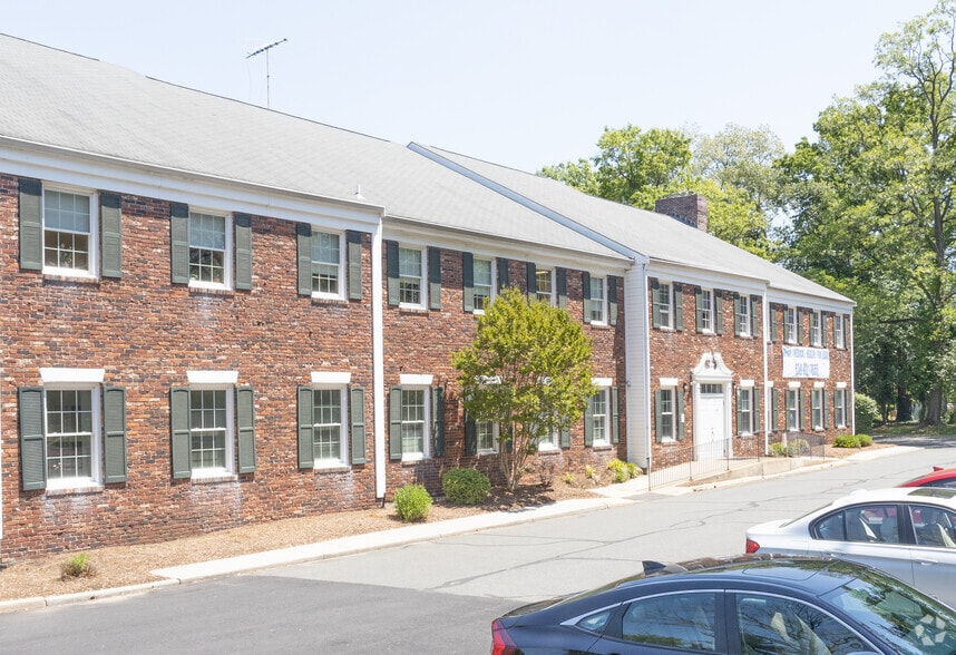 Primary Photo Of 168 Franklin Corner Rd, Lawrenceville Medical For Lease