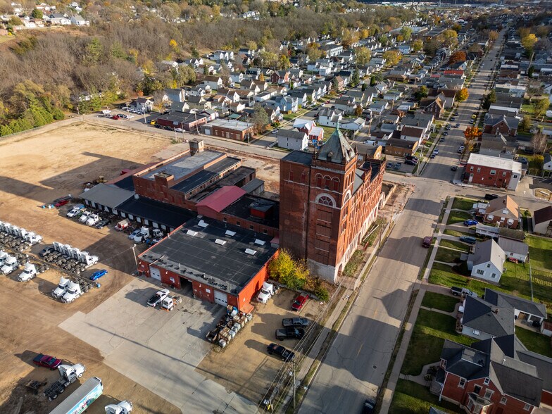 More Photos Of 3040 Jackson St, Dubuque Apartments For Sale
