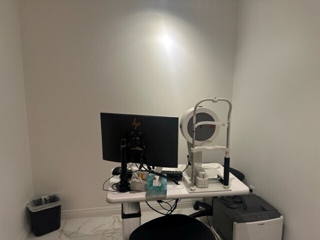 More Photos Of 11600 Wilshire Blvd, Los Angeles Medical For Lease