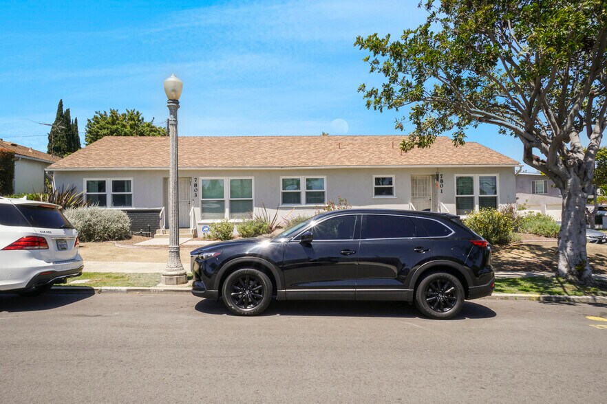 More Photos Of 7801 Flight Ave, Los Angeles Multifamily For Sale
