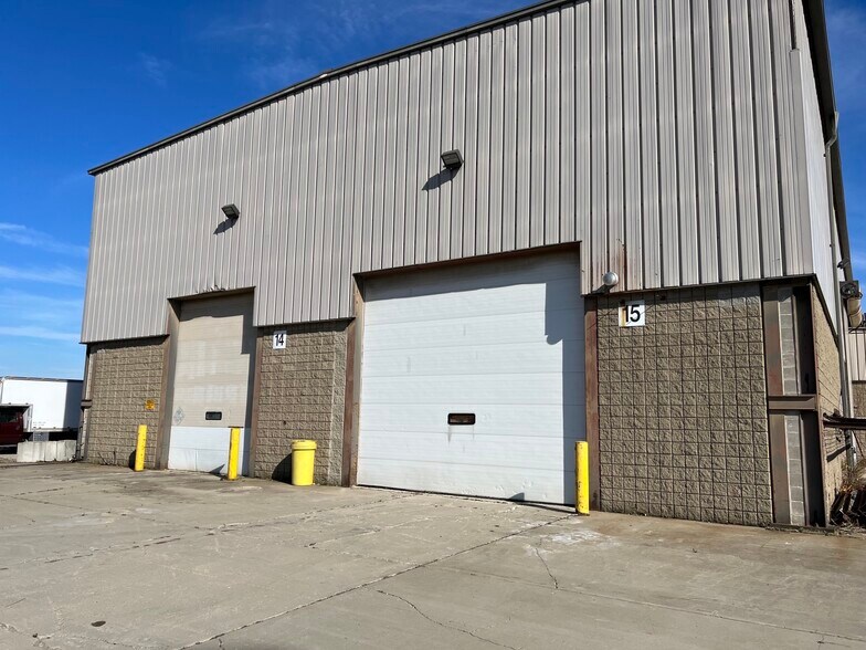 More Photos Of 5690 Camp Rd, Hamburg Manufacturing For Lease