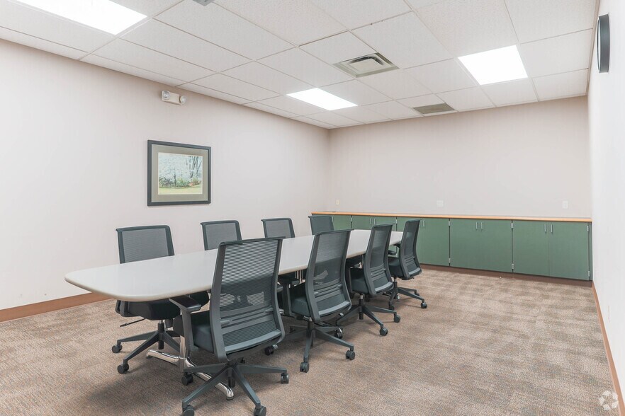 More Photos Of 146 Industrial Park, Jackson Medical For Lease