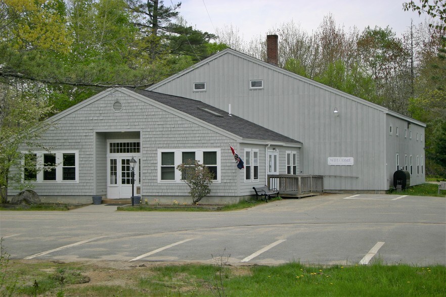 More Photos Of 485 Commercial St, Rockport Office For Sale