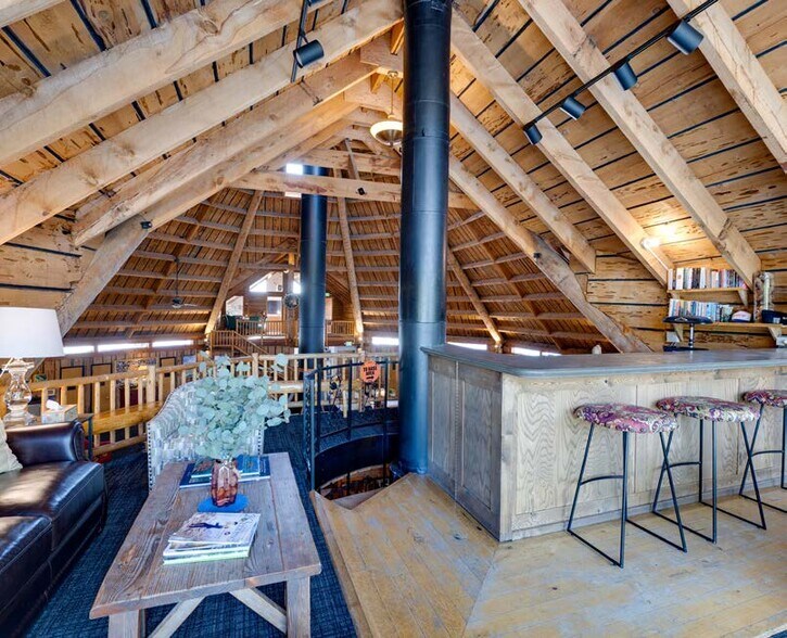 More Photos Of 440 W Alta Ski Hill Rd, Alta Hotel For Sale