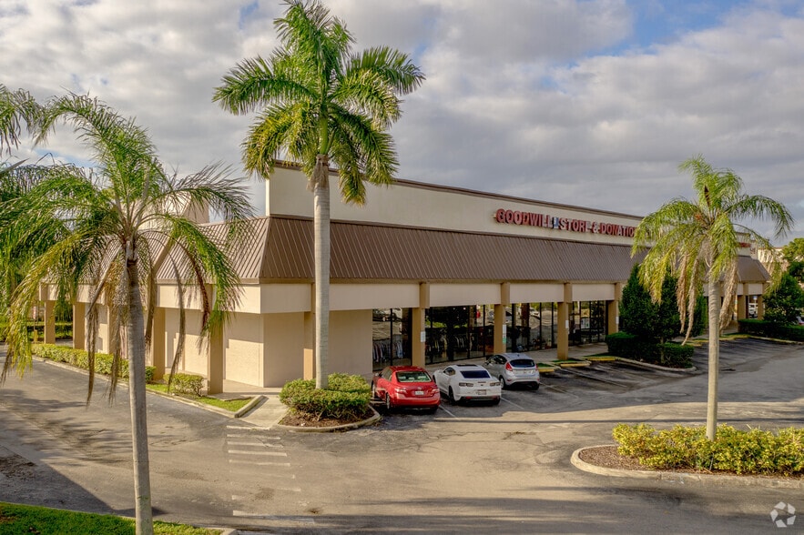 More Photos Of 2019-2097 N University Dr, Sunrise Unknown For Lease