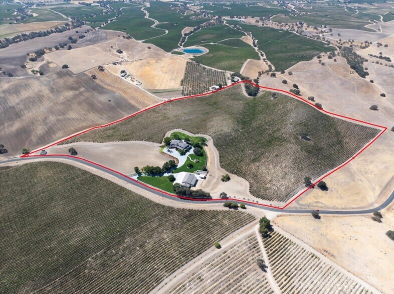 More Photos Of 8283 Cross Canyons Rd, San Miguel Winery Vineyard For Sale
