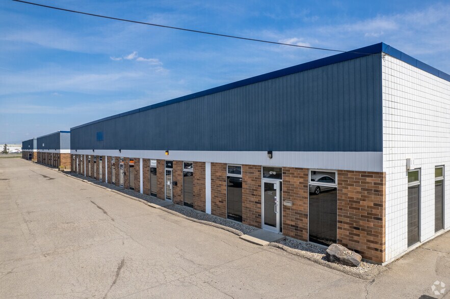 Primary Photo Of 4710-4760 14th St NE, Calgary Warehouse For Lease