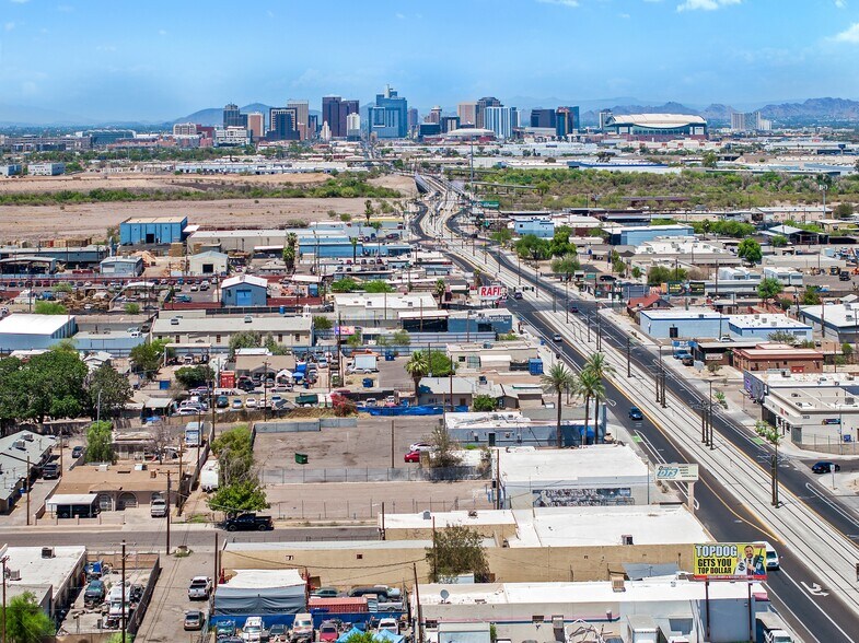More Photos Of 3820 S Central Ave, Phoenix Warehouse For Sale