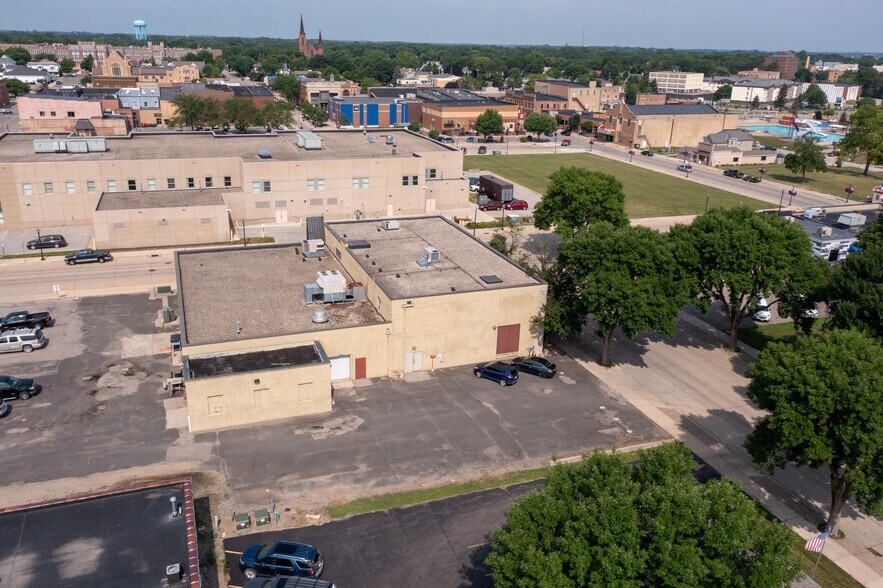 More Photos Of 310 2nd St NE, Austin Office For Sale