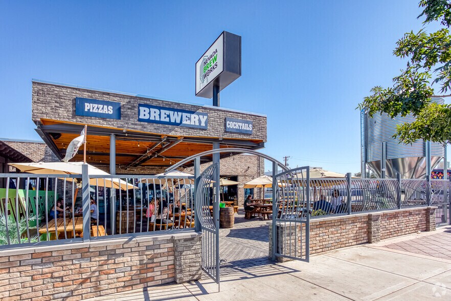 More Photos Of 1327 S Main St, Las Vegas Restaurant For Lease