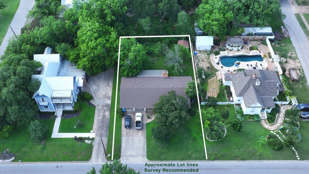 More Photos Of 606 E Liberty Ave, Round Rock Office For Sale
