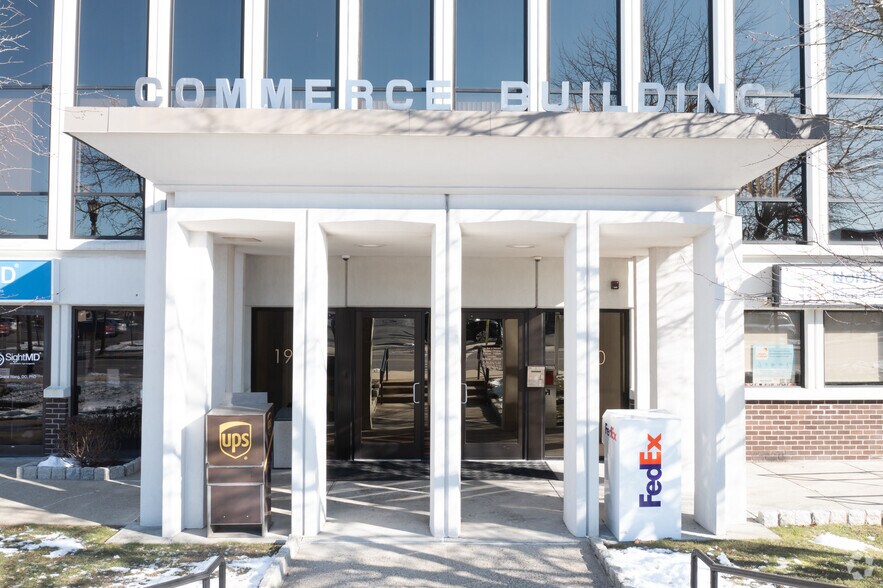 More Photos Of 1940 Commerce St, Yorktown Heights Office For Lease