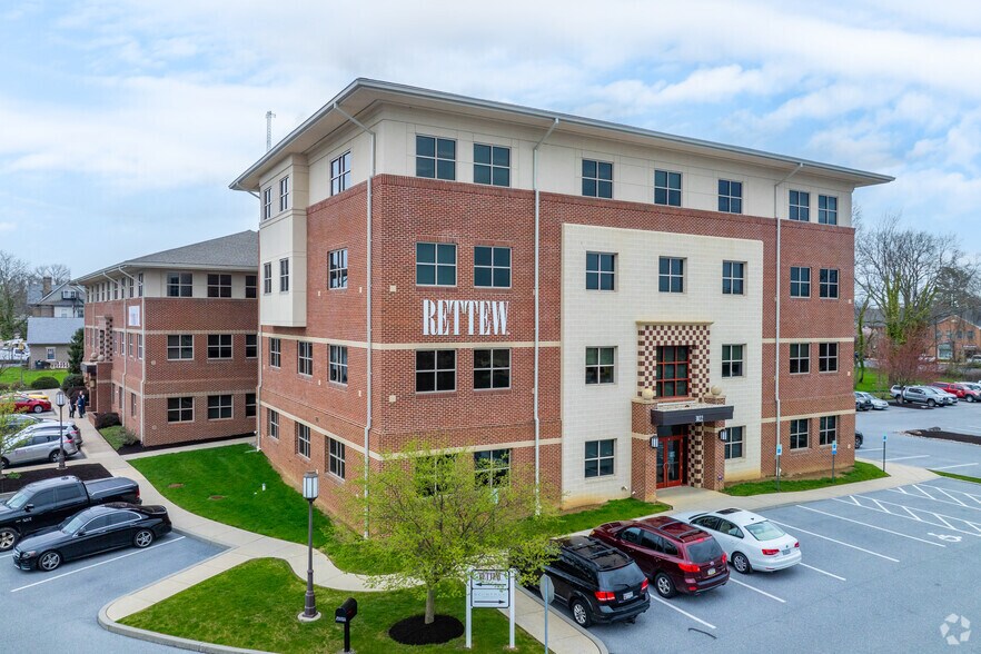 Primary Photo Of 3020 Columbia Ave, Lancaster Office For Sale