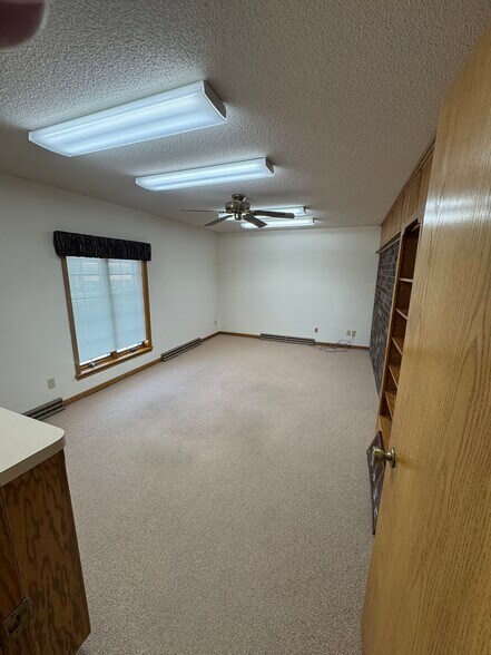 More Photos Of 200 E Wisconsin St, Seymour Township Office For Sale