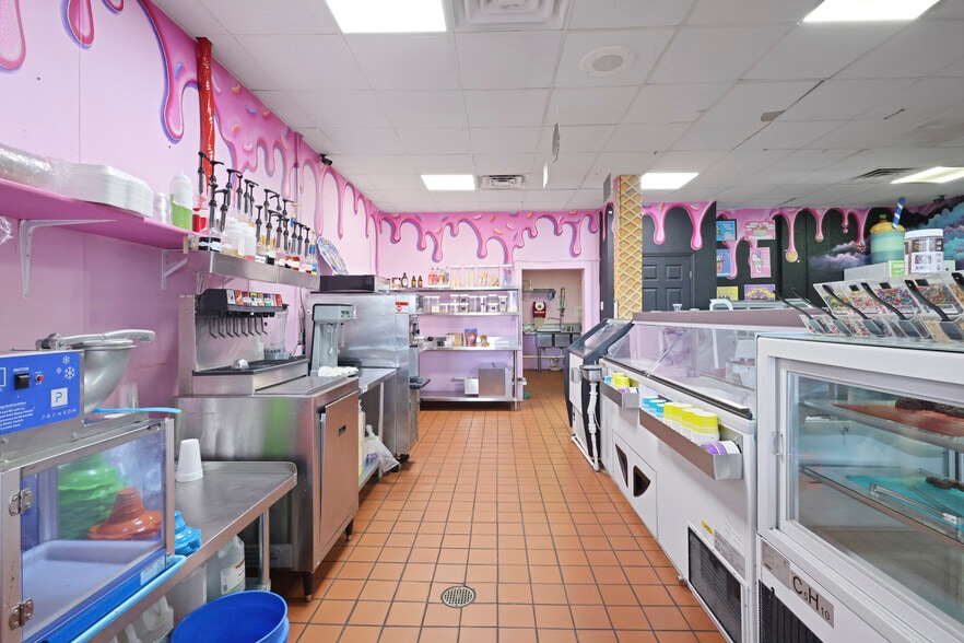 More Photos Of 298 W Orange St, Jesup Restaurant For Sale