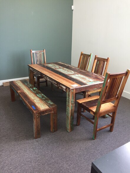 More Photos Of 2833 7th St, Berkeley Office For Lease