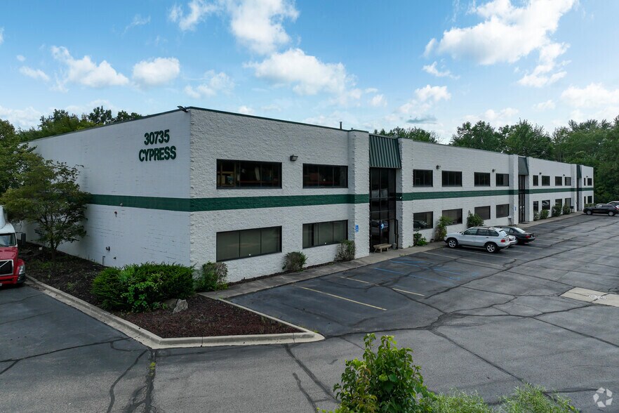 Primary Photo Of 30735 Cypress Rd, Romulus Warehouse For Lease