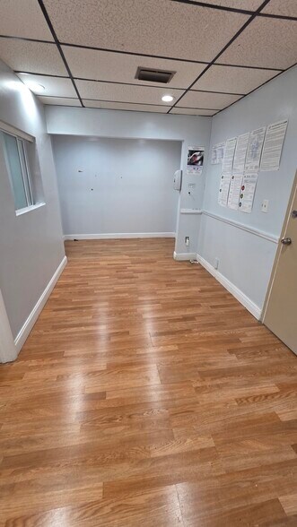 More Photos Of 3383 NW 7th St, Miami Medical For Lease