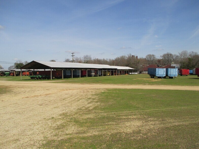 More Photos Of 3970 Camden Hwy hwy, Dalzell Land For Sale