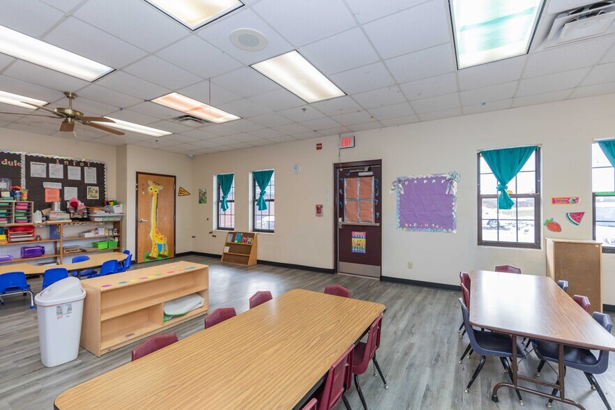 More Photos Of 2400 N Coulter St, Amarillo Religious Facility For Sale