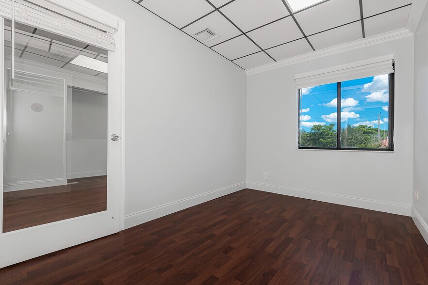 More Photos Of 3650 Coral Ridge Dr, Coral Springs Light Manufacturing For Lease