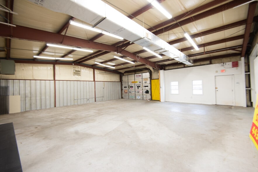 More Photos Of 2934 Ocean Gtwy, Cambridge Freestanding For Sale