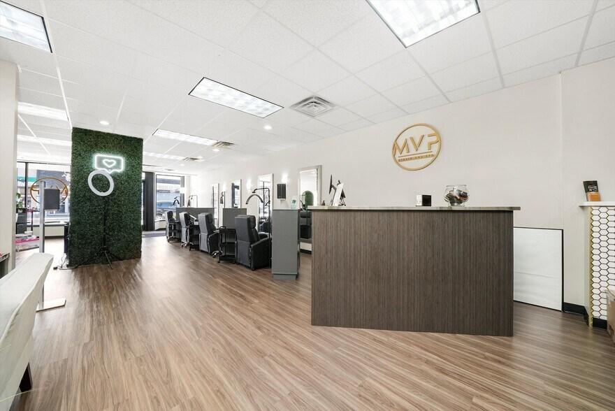 More Photos Of 3322 Ridge Rd, Lansing Storefront For Lease