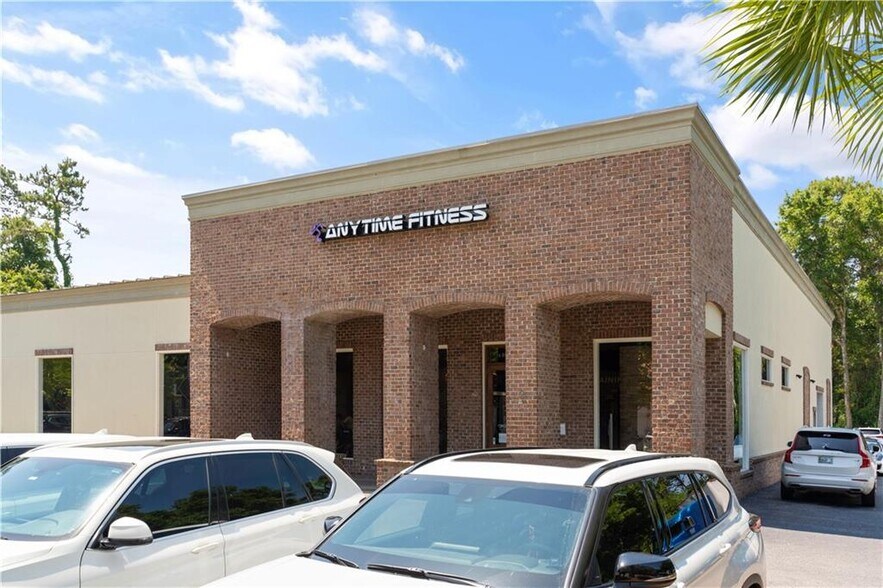 More Photos Of 16 Boardwalk Plz, Saint Simons Island General Retail For Sale