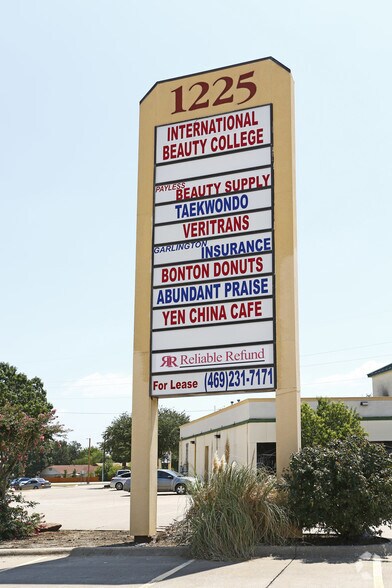 More Photos Of 1225 Belt Line Rd, Garland Unknown For Lease