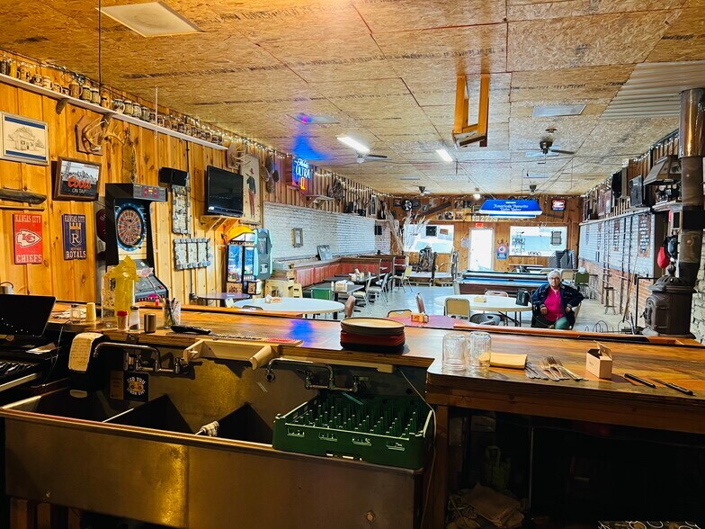 More Photos Of 308 Main St, Florence General Retail For Sale