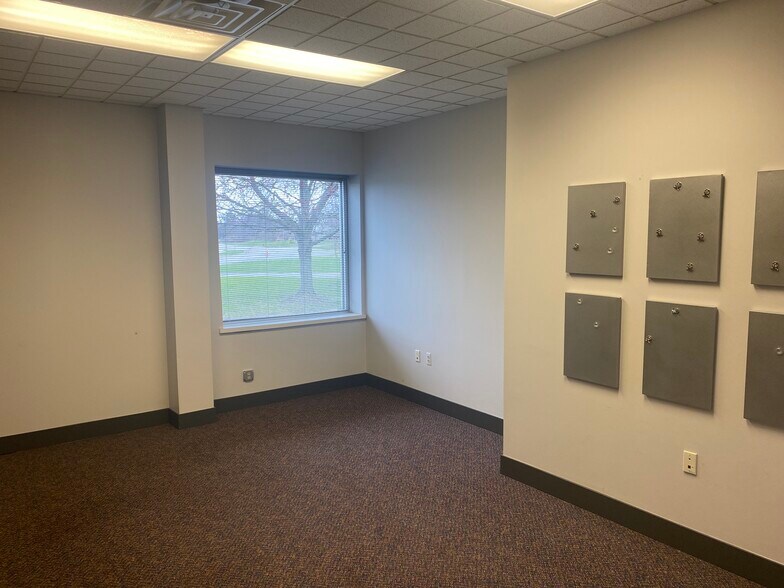 More Photos Of 3909 Research Park Dr, Ann Arbor Office For Lease