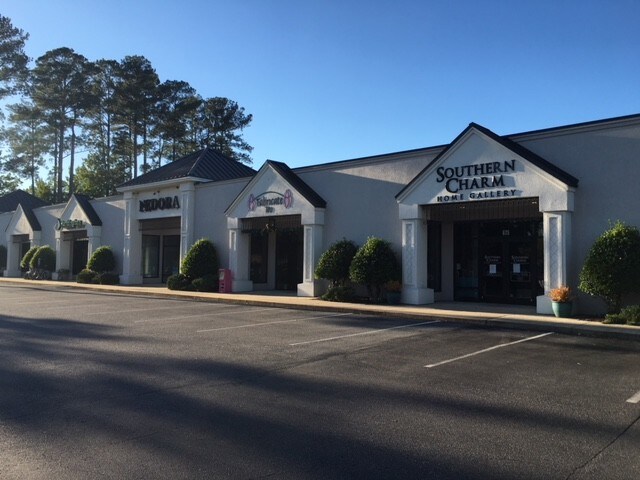 More Photos Of 615-639 Red Banks Rd, Greenville Storefront Retail Office For Lease