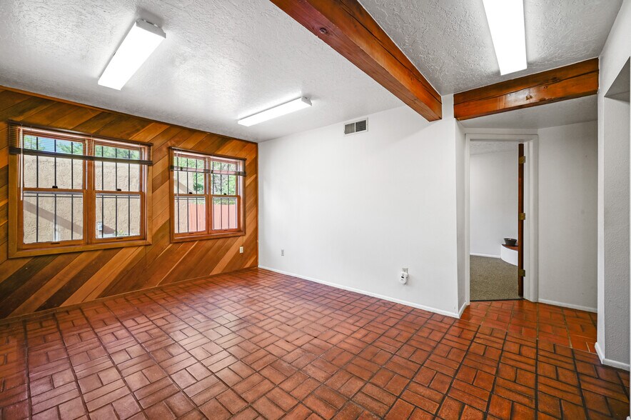 More Photos Of 1464 S Saint Francis Dr, Santa Fe Office For Sale