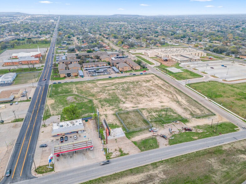More Photos Of 1414 W Central Texas Expy, Killeen Land For Lease