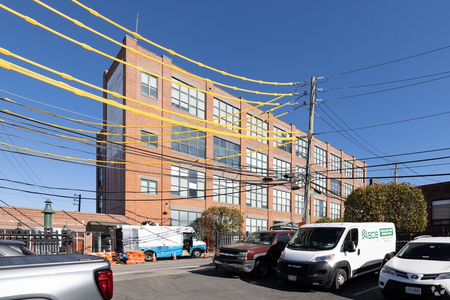 More Photos Of 31 South St, Mount Vernon Light Manufacturing For Lease