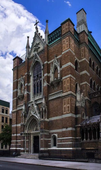 More Photos Of 2045 Madison Ave, New York Schools For Lease