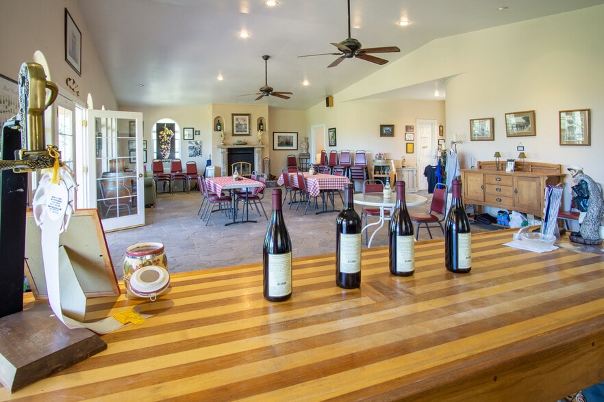 More Photos Of 7071 Ridge Road, Newcastle Winery Vineyard For Sale