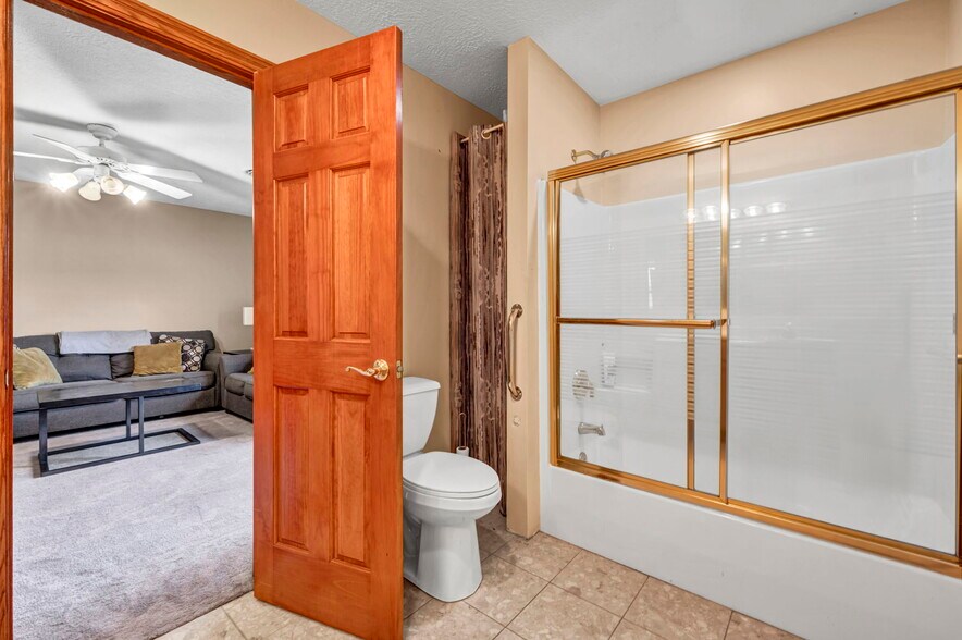 More Photos Of 16449 S Boone Rd, Columbia Station Specialty For Sale