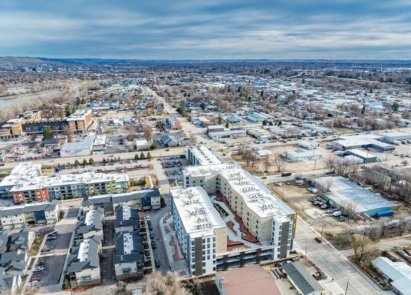 More Photos Of 4220 Adams St, Garden City Apartments For Lease