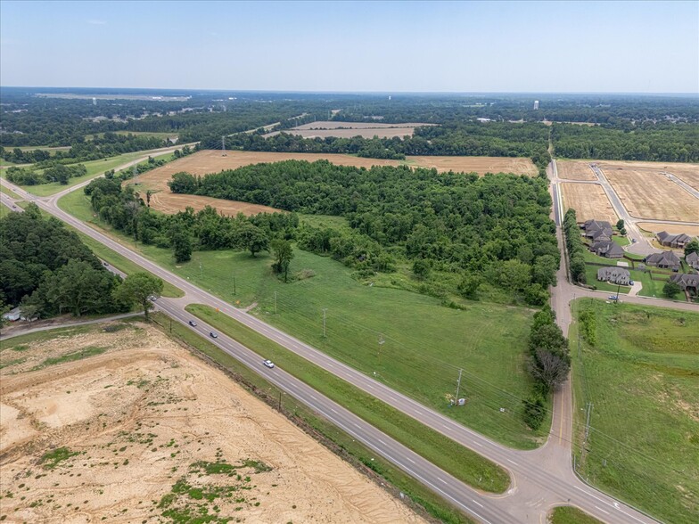 Primary Photo Of Southeast corner I-269/TN 385 @ US 51 hwy, Millington Land For Sale