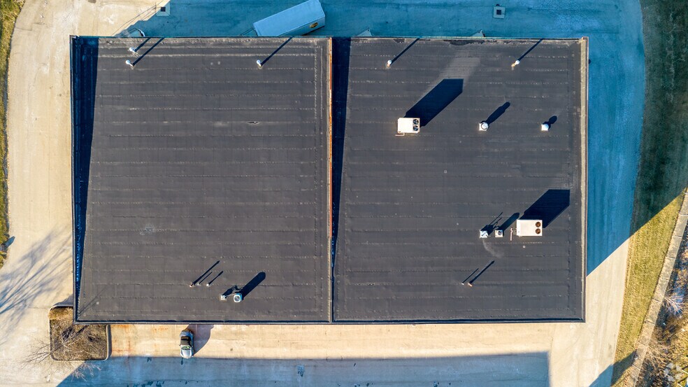 More Photos Of 6363-6369 Dublin Industrial Ln, Dublin Warehouse For Lease