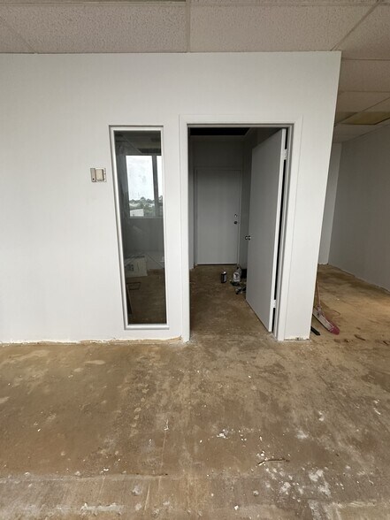 More Photos Of 2455 E Sunrise Blvd, Fort Lauderdale Loft Creative Space For Sale